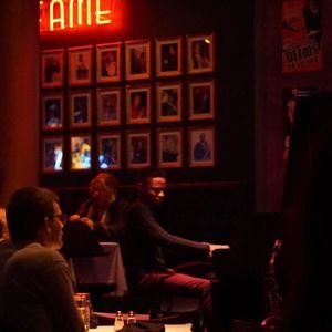 Meet your Posher, Devin